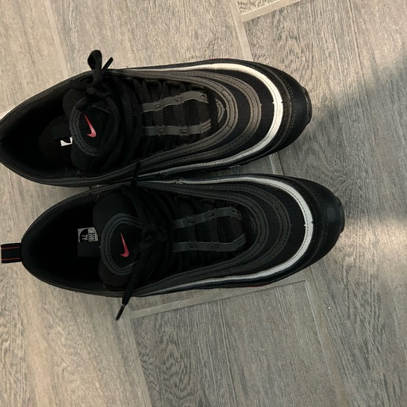 Air max - Picture 2 of 3